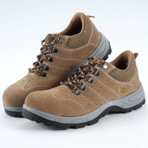 【D1011】Men's Premium Cowhide Safety Boots - All-Season Work Footwear with Ultimate Protection‌【$8.99/pair (FOB)】